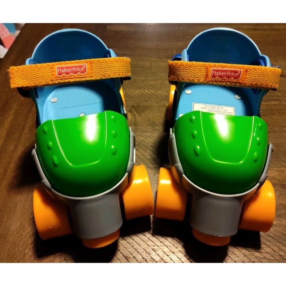 Fisher-Price Grow-with-Me 1-2-3 Roller Skates, Adjustable Size 6-12
